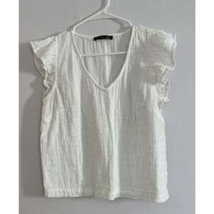 Black Tape_ flutter sleeve textured blouse size S